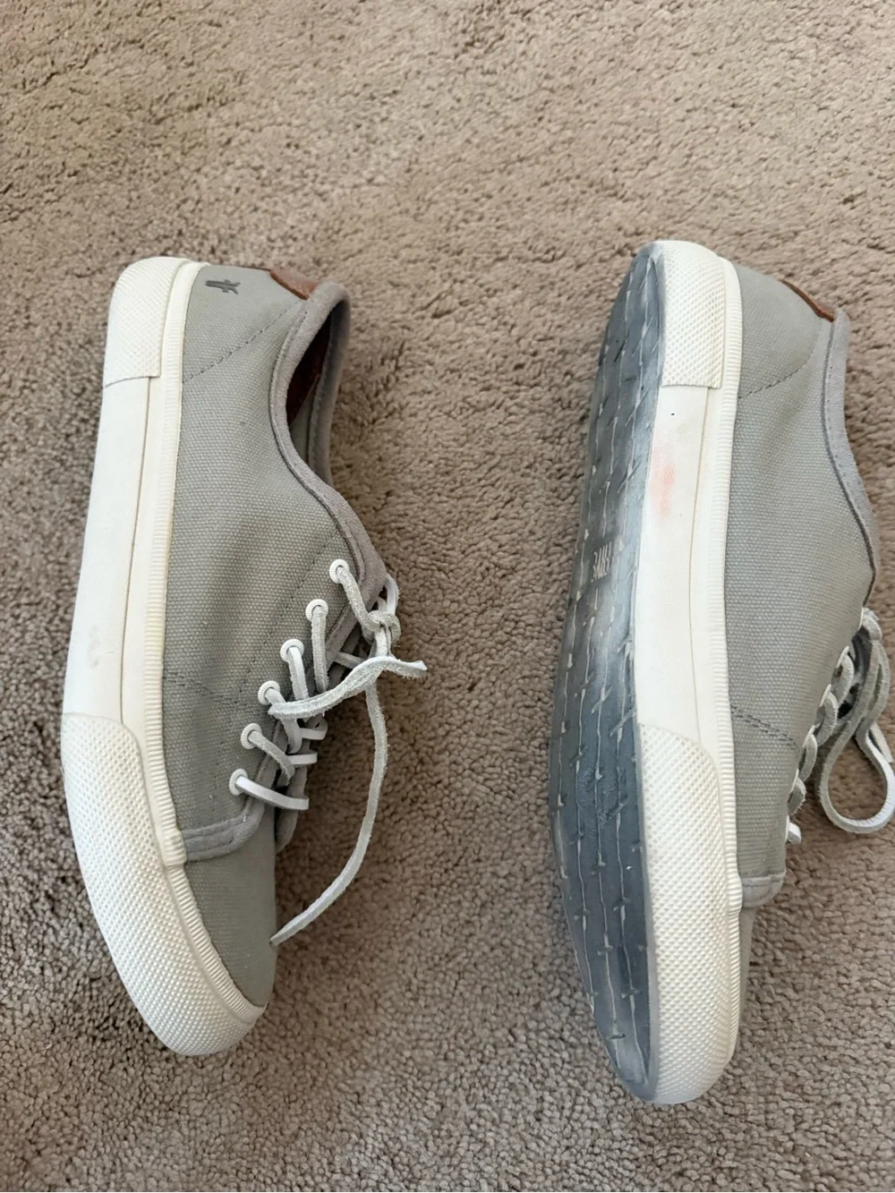 Frye Women’s Gia Canvas Leather Lace Low Sneaker size 8 Grey